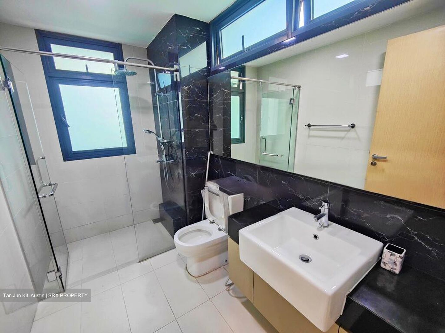 Esparina Residences (D19), Condominium #472612141